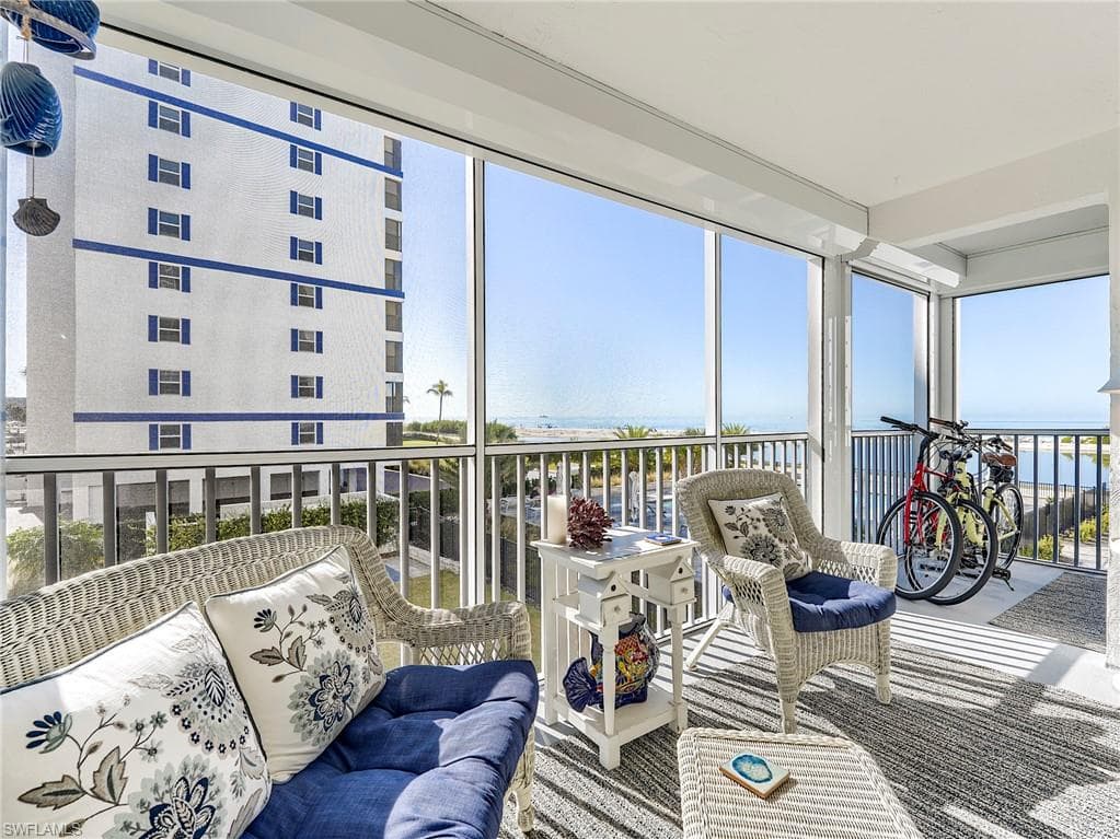 7000 Estero BLVD # 102, FORT MYERS BEACH FL 33931-12