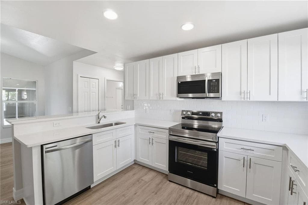 544 Pachman CIR, LEHIGH ACRES FL 33974-8