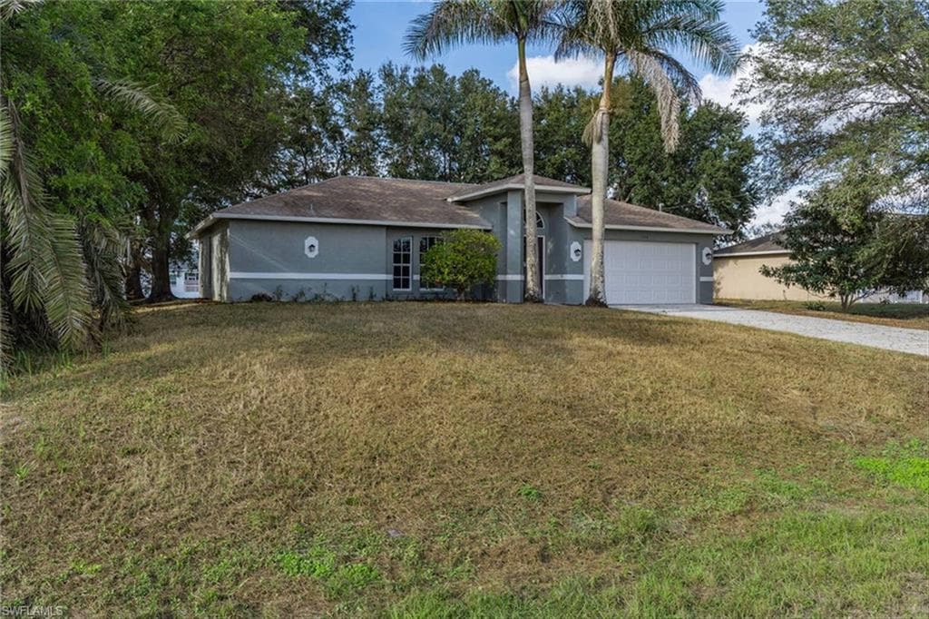544 Pachman CIR, LEHIGH ACRES FL 33974-3