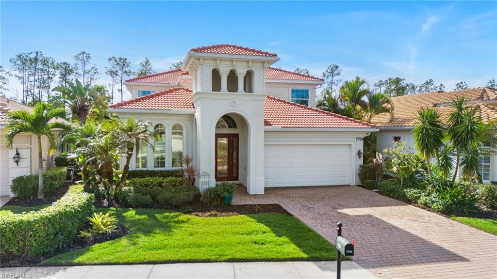 7759 Martino CIR, NAPLES FL 34112-1