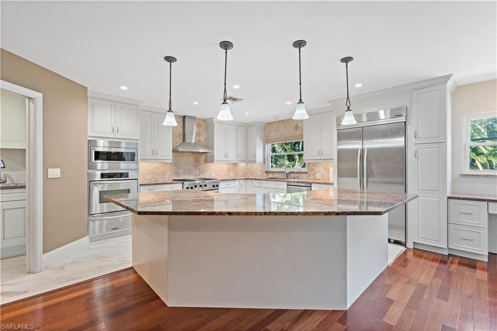 15839 Silverado CT, FORT MYERS FL 33908-9