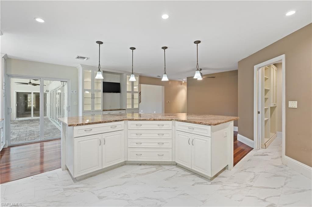 15839 Silverado CT, FORT MYERS FL 33908-14