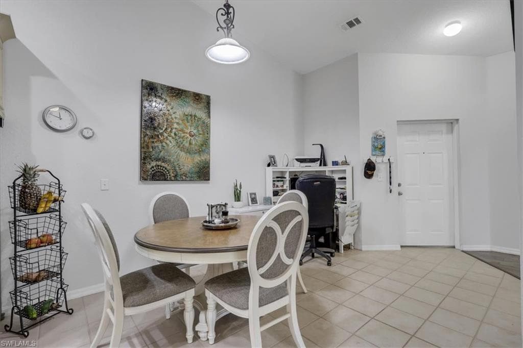 27107 N Matheson AVE # 204, BONITA SPRINGS FL 34135-5