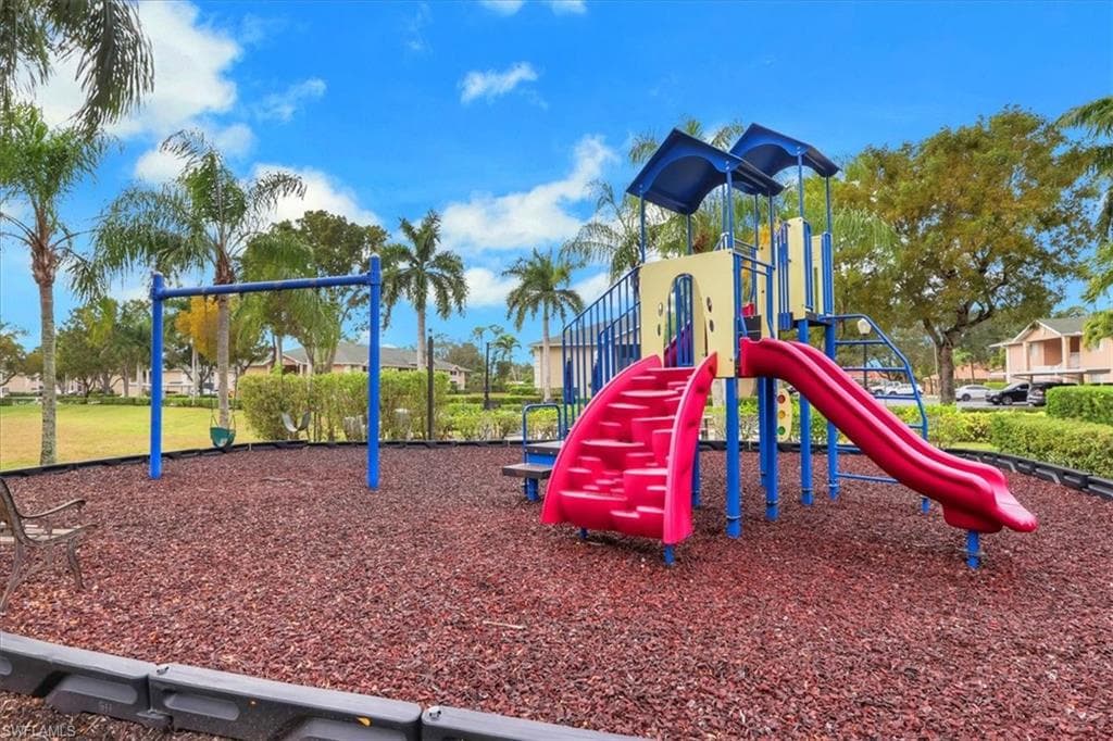 27107 N Matheson AVE # 204, BONITA SPRINGS FL 34135-32