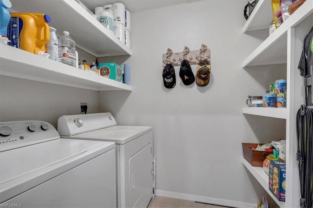 27107 N Matheson AVE # 204, BONITA SPRINGS FL 34135-20