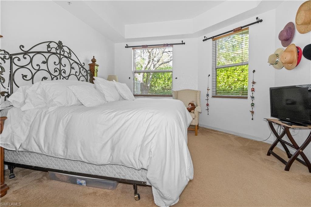 1405 Mariposa CIR # 102, NAPLES FL 34105-12