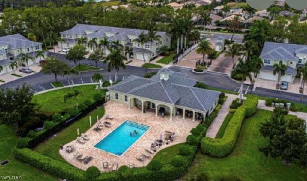 1405 Mariposa CIR # 102, NAPLES FL 34105-40