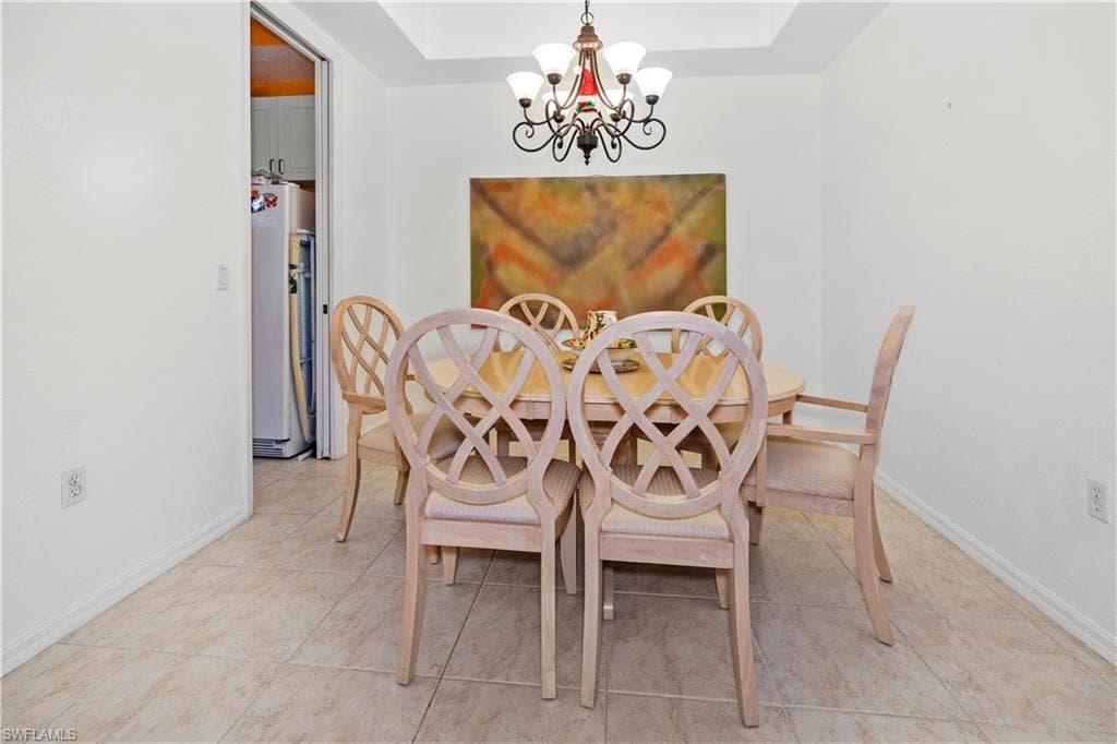 1405 Mariposa CIR # 102, NAPLES FL 34105-7