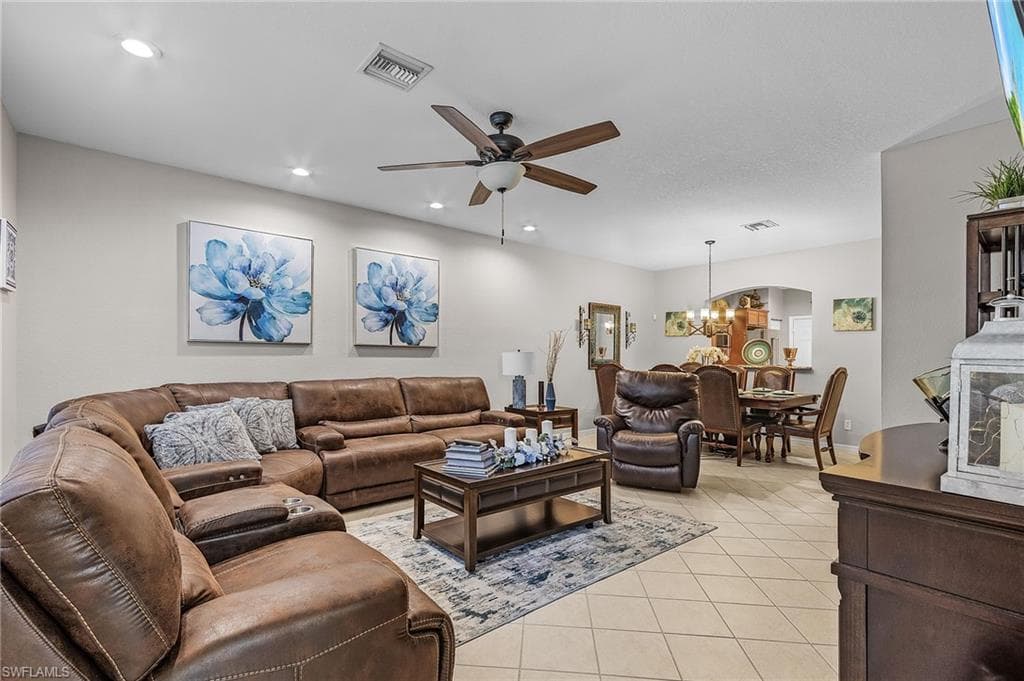 3331 Dandolo CIR-12