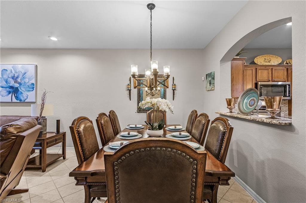 3331 Dandolo CIR-9