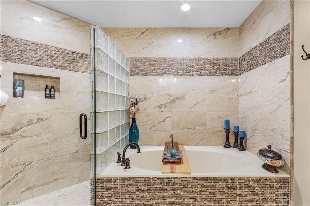 3331 Dandolo CIR-20