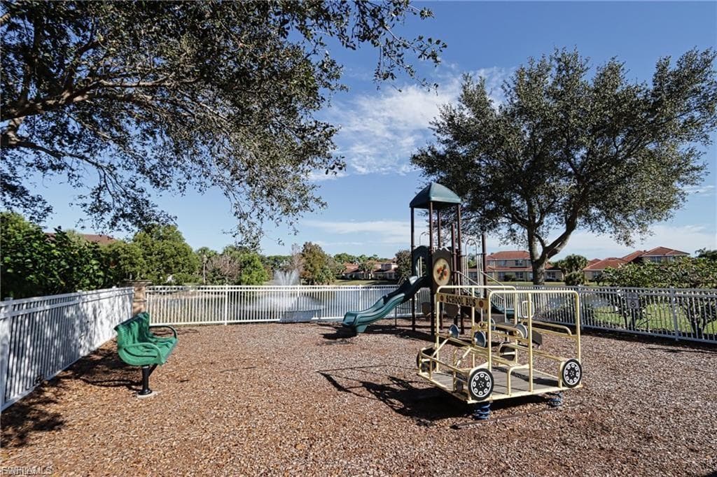 5526 Cheshire DR, FORT MYERS FL 33912-41