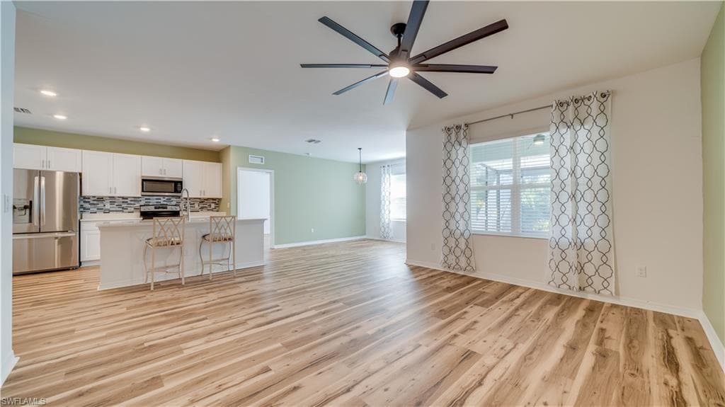 18512 Marlin Kite LN-22