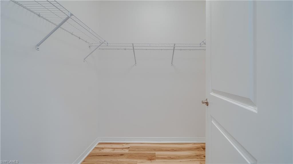 18512 Marlin Kite LN-12