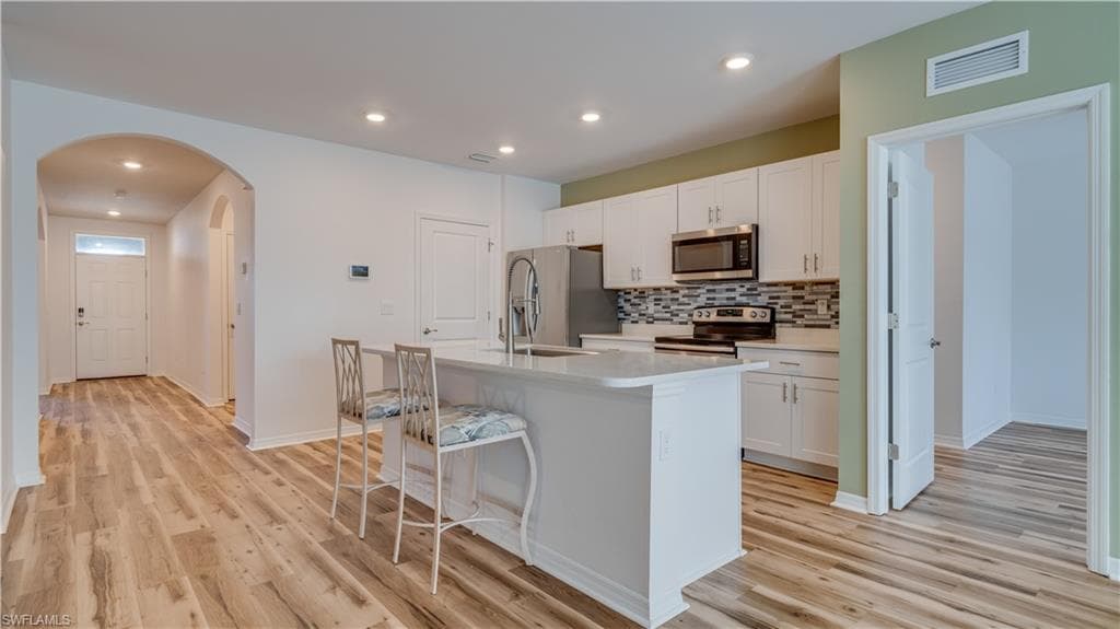 18512 Marlin Kite LN-16