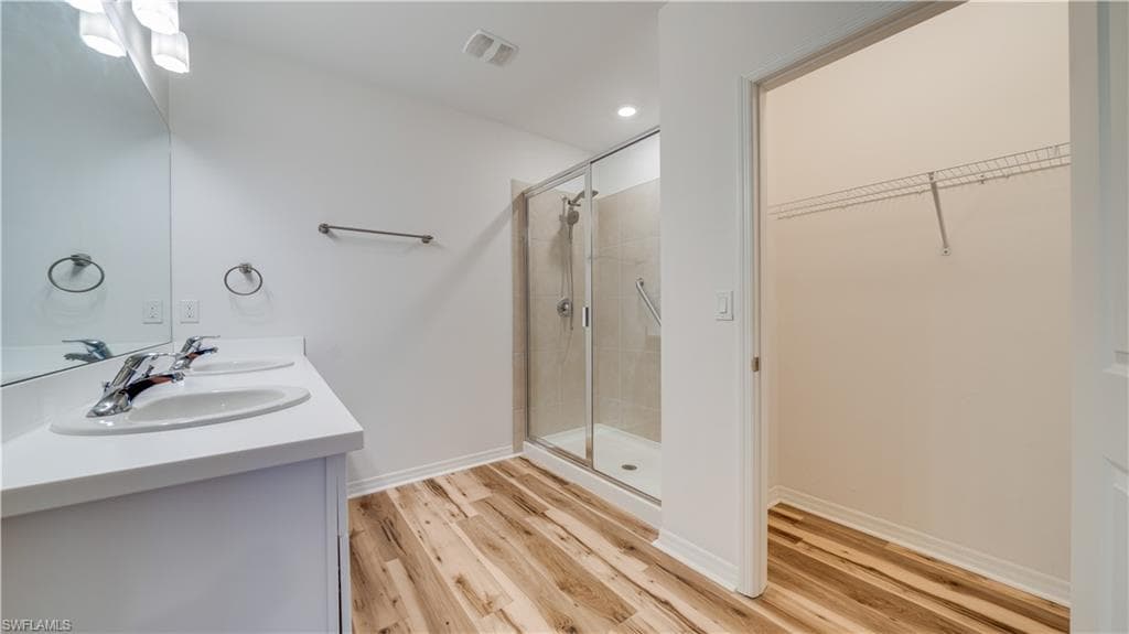 18512 Marlin Kite LN-13