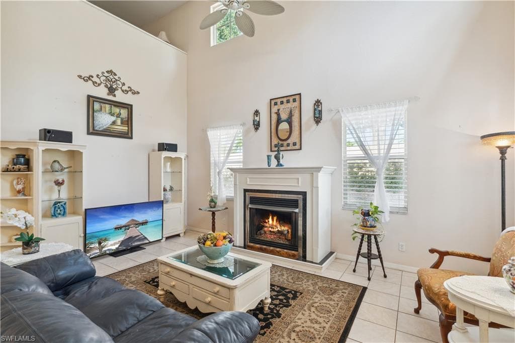 9475 Silver Pine LOOP, FORT MYERS FL 33967-21