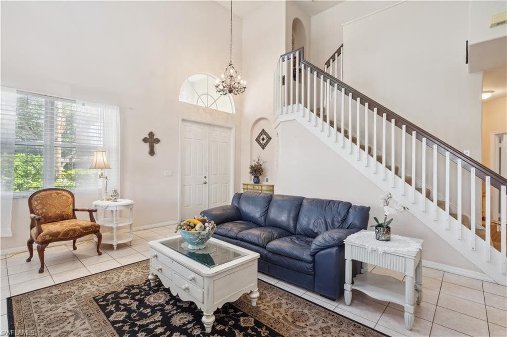 9475 Silver Pine LOOP, FORT MYERS FL 33967-4