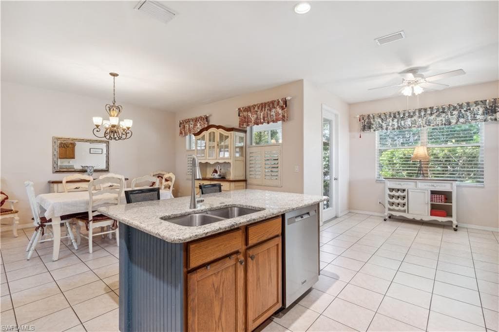 9475 Silver Pine LOOP, FORT MYERS FL 33967-9