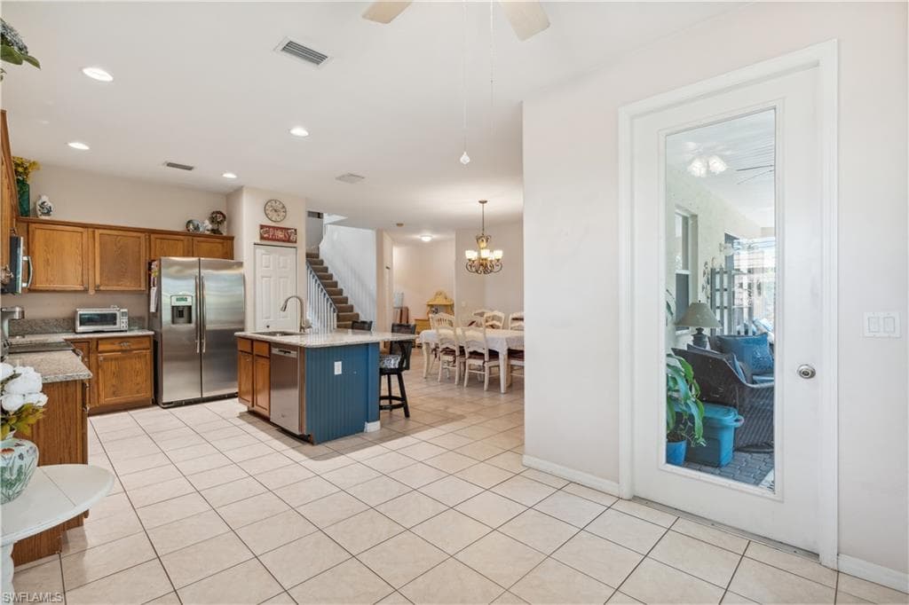 9475 Silver Pine LOOP, FORT MYERS FL 33967-10