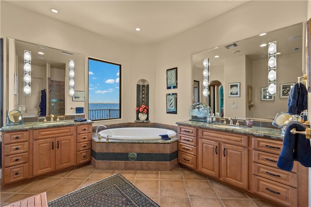 15400 Catalpa Cove LN, FORT MYERS FL 33908-25