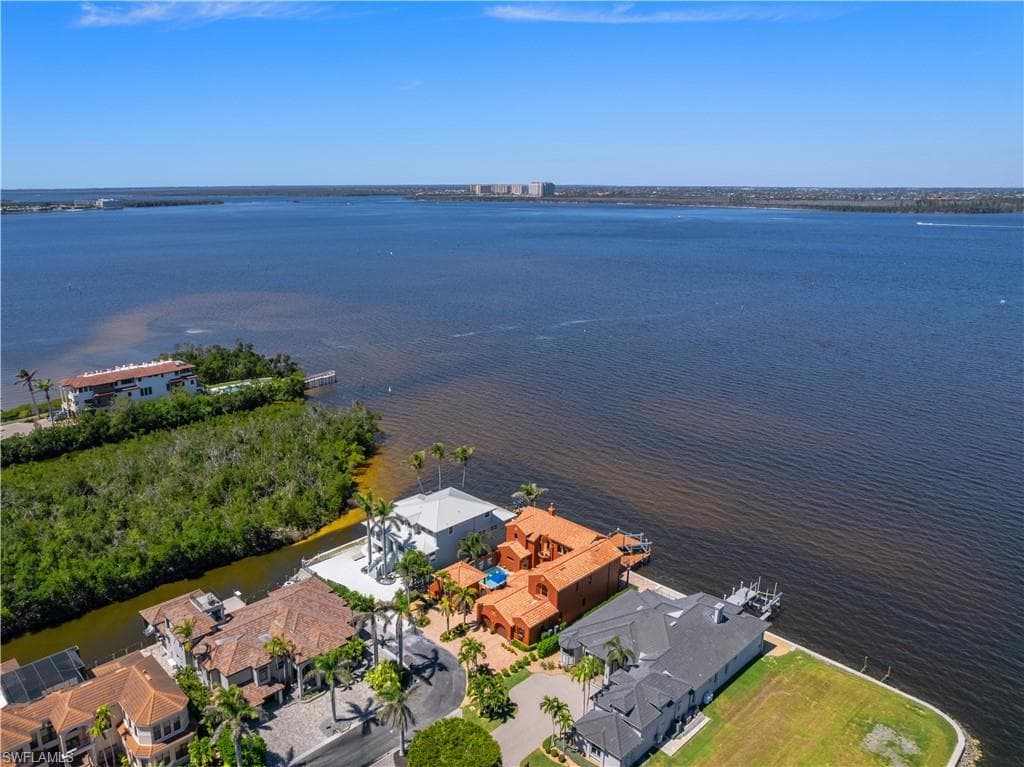 15400 Catalpa Cove LN, FORT MYERS FL 33908-2