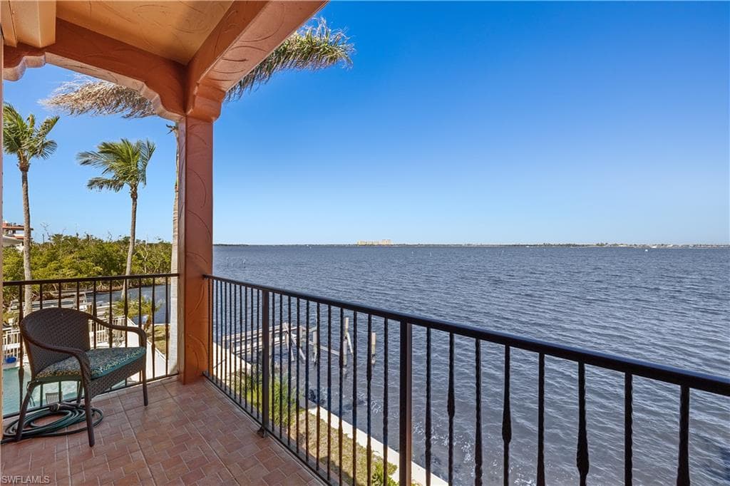 15400 Catalpa Cove LN, FORT MYERS FL 33908-30