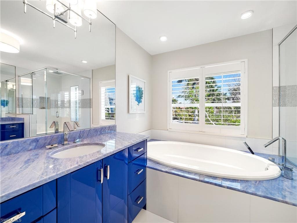 1 Sunset Captiva LN, CAPTIVA FL 33924-22