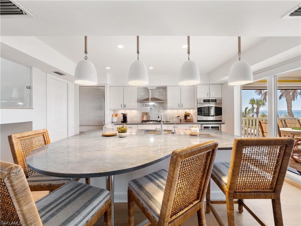 1 Sunset Captiva LN, CAPTIVA FL 33924-11