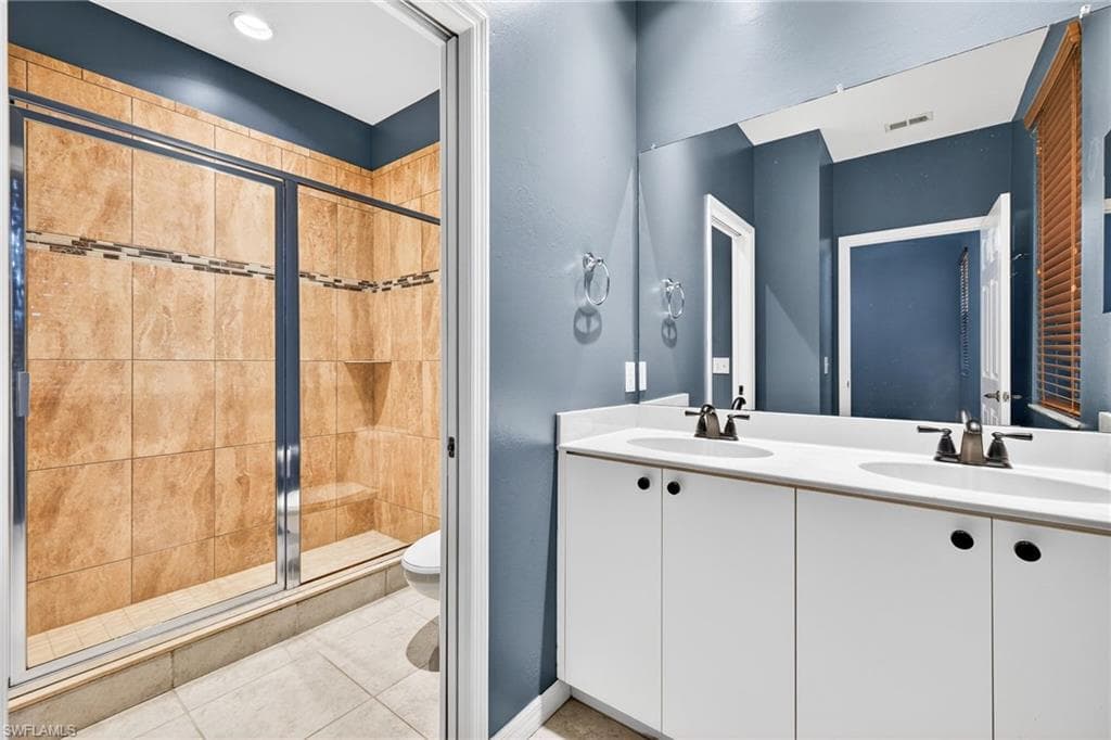 3258 Tamara DR # 2, NAPLES FL 34109-19