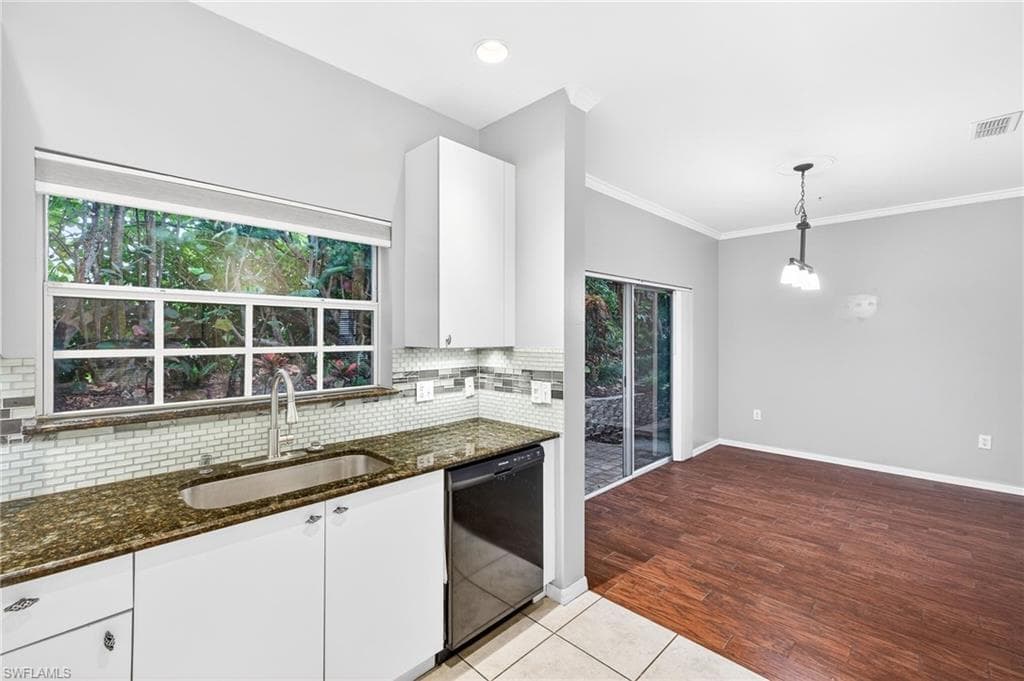 3258 Tamara DR # 2, NAPLES FL 34109-8