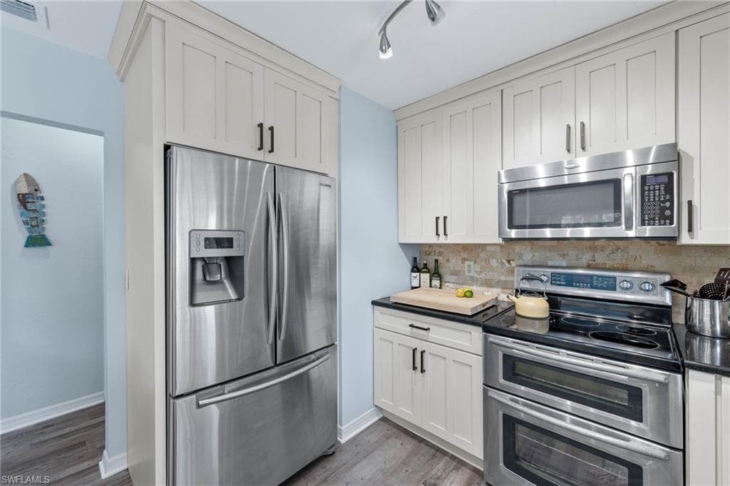 6092 Sanibel Captiva RD-22