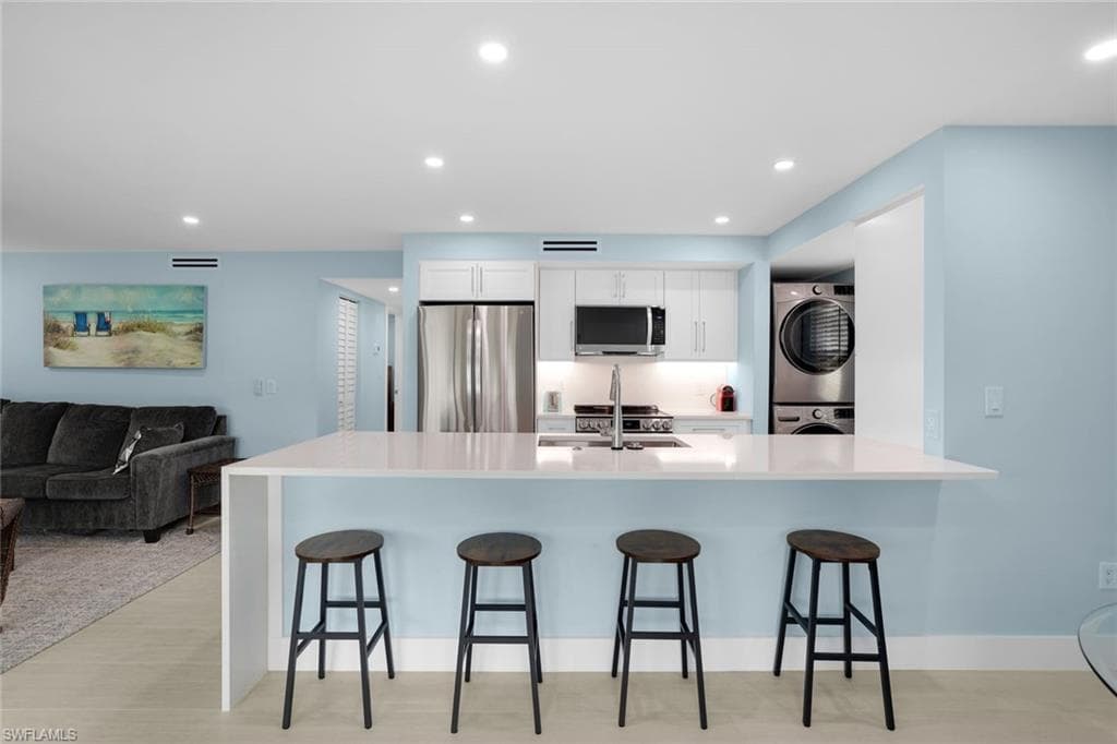 1155 Sandpiper ST # C7, NAPLES FL 34102-5