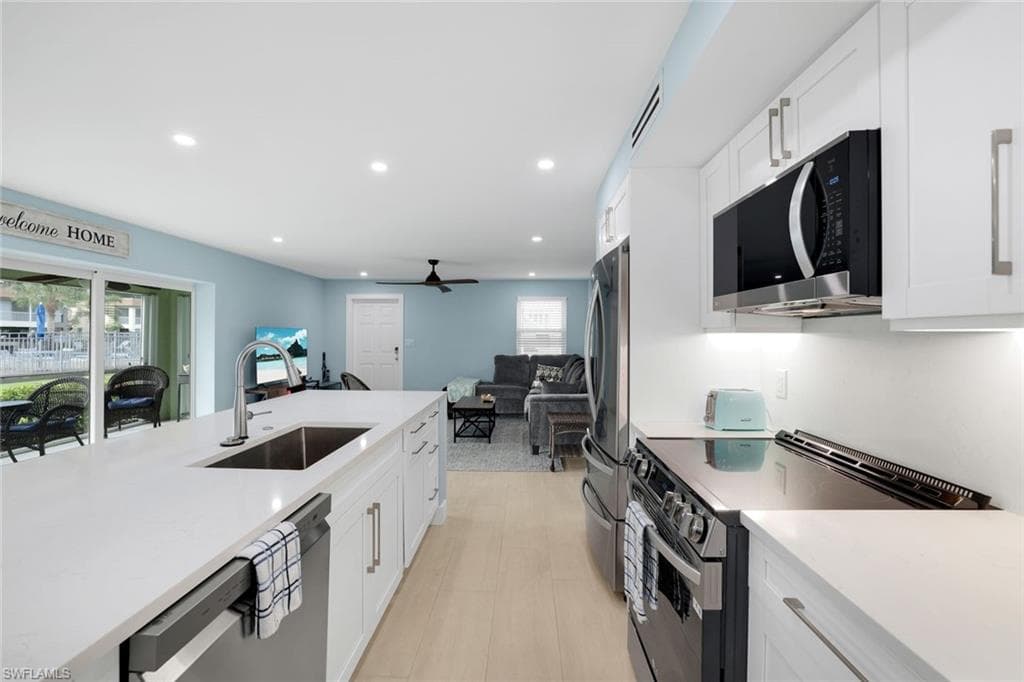 1155 Sandpiper ST # C7, NAPLES FL 34102-8