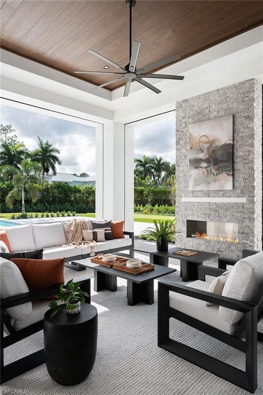 3054 Ravenna AVE, NAPLES FL 34120-22