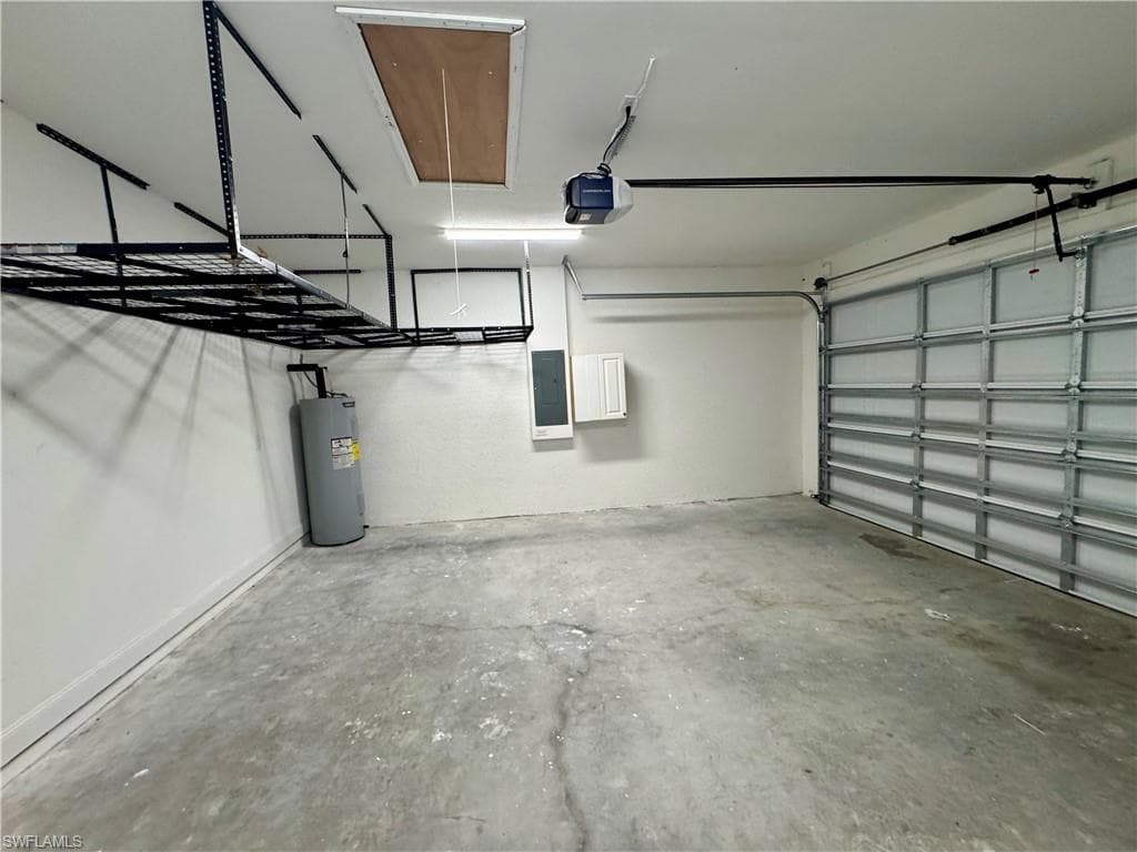 3743 Kenyon ST, FORT MYERS FL 33905-17