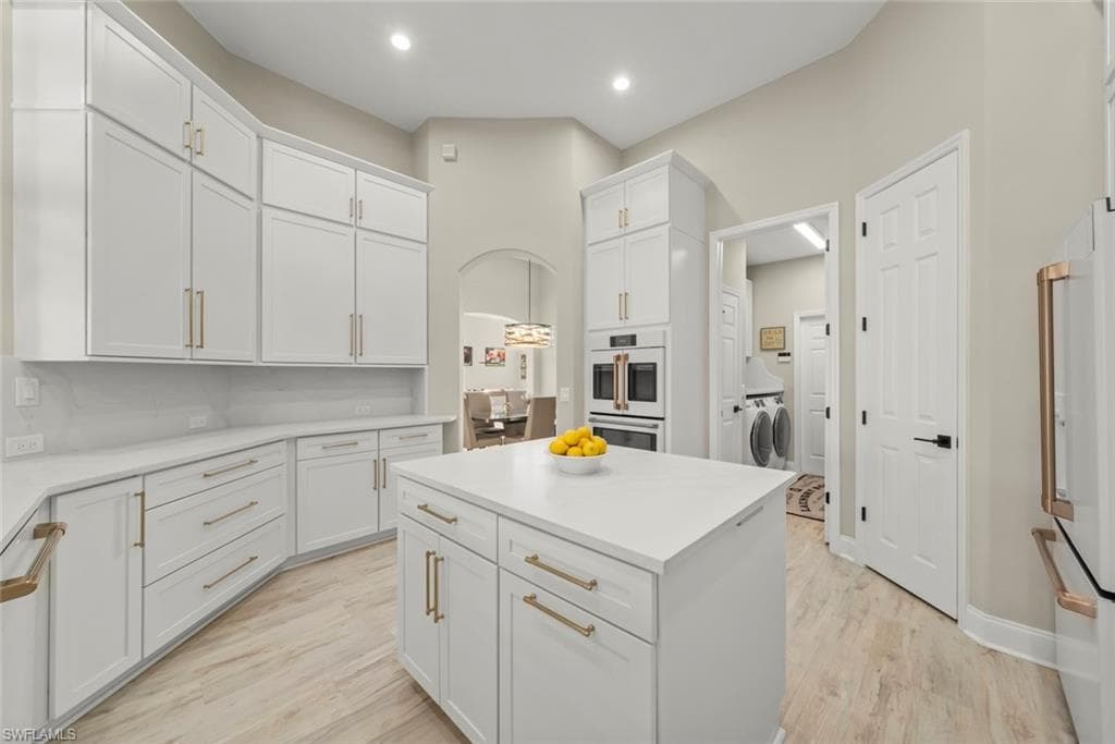 15520 Greenock LN-12