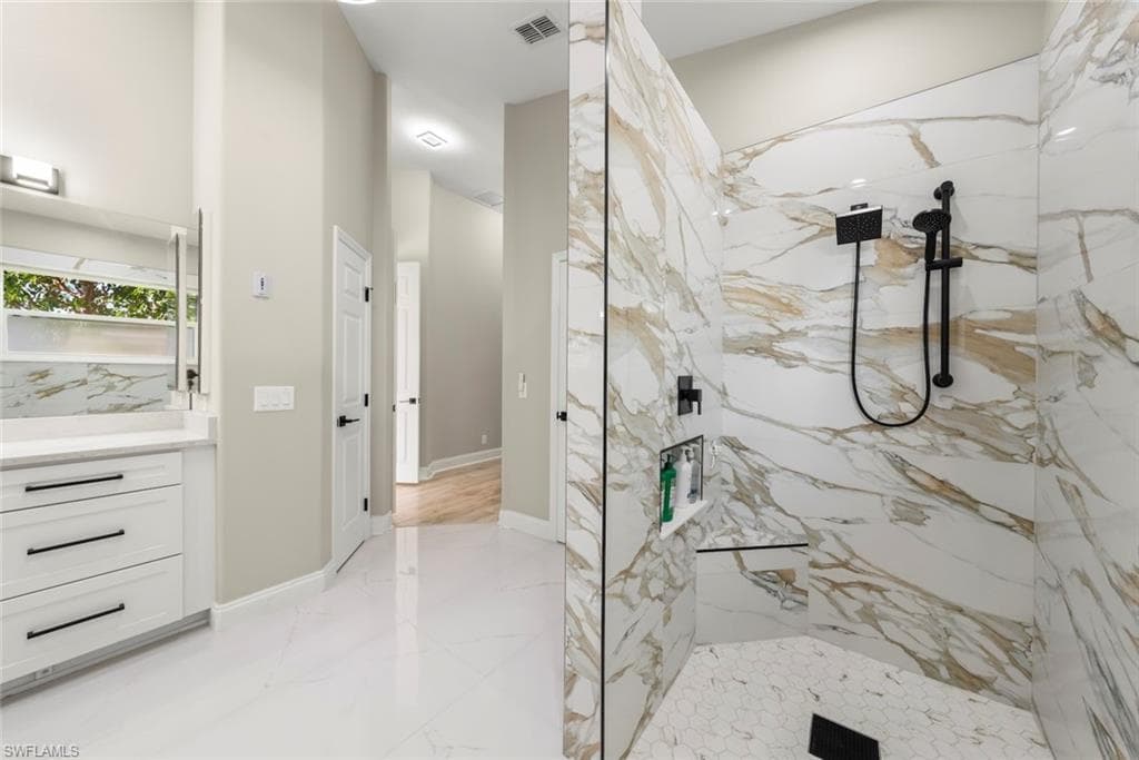 15520 Greenock LN-42