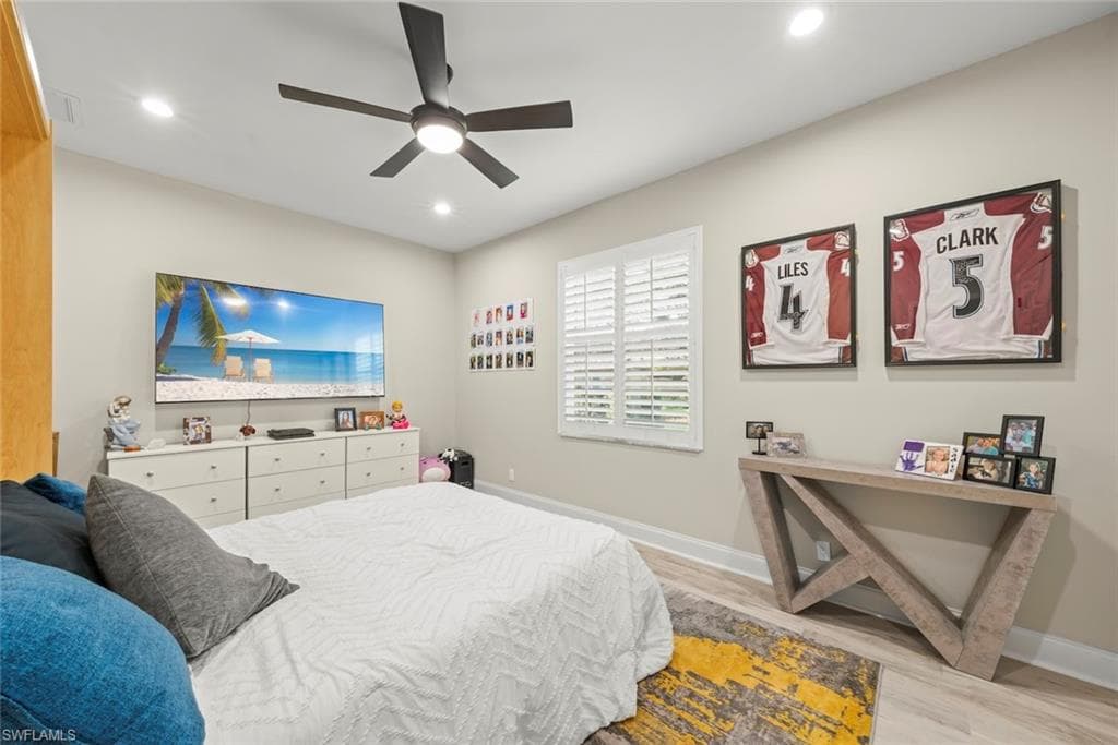 15520 Greenock LN-21