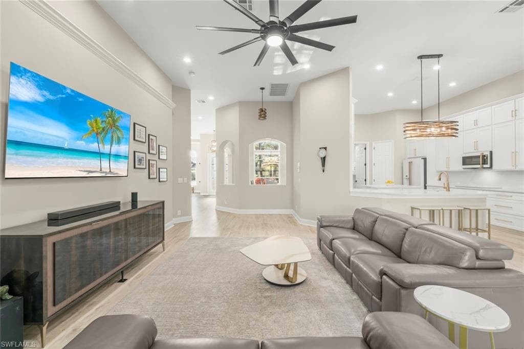 15520 Greenock LN-28