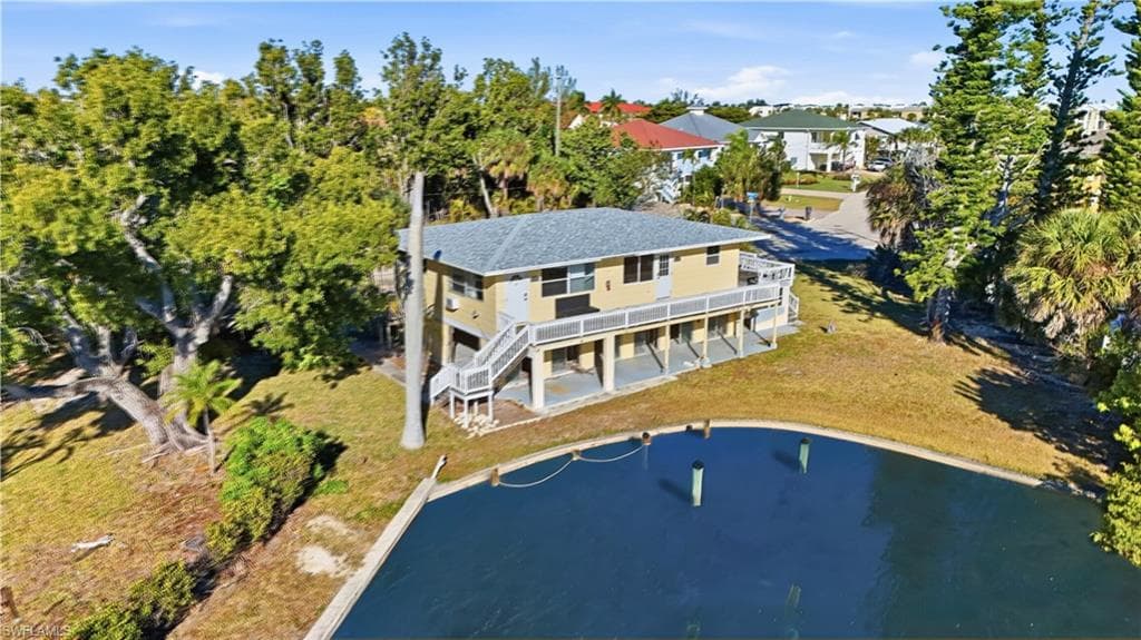 75 Mound RD, FORT MYERS BEACH FL 33931-6