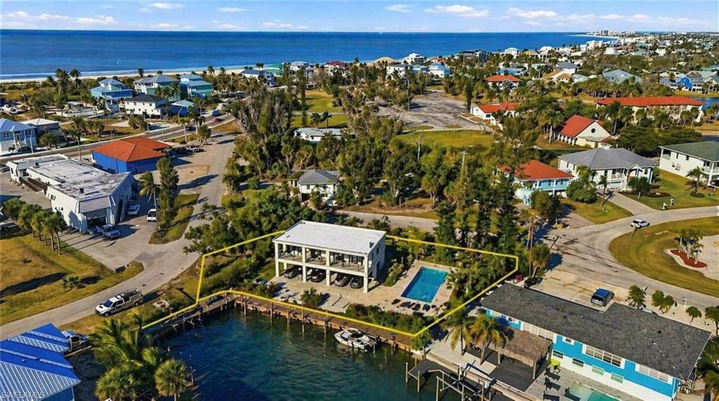 75 Mound RD, FORT MYERS BEACH FL 33931-2