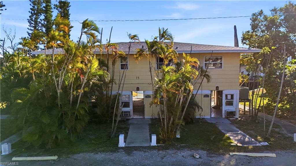 75 Mound RD, FORT MYERS BEACH FL 33931-17