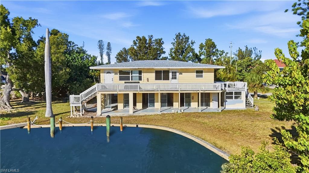75 Mound RD, FORT MYERS BEACH FL 33931-7