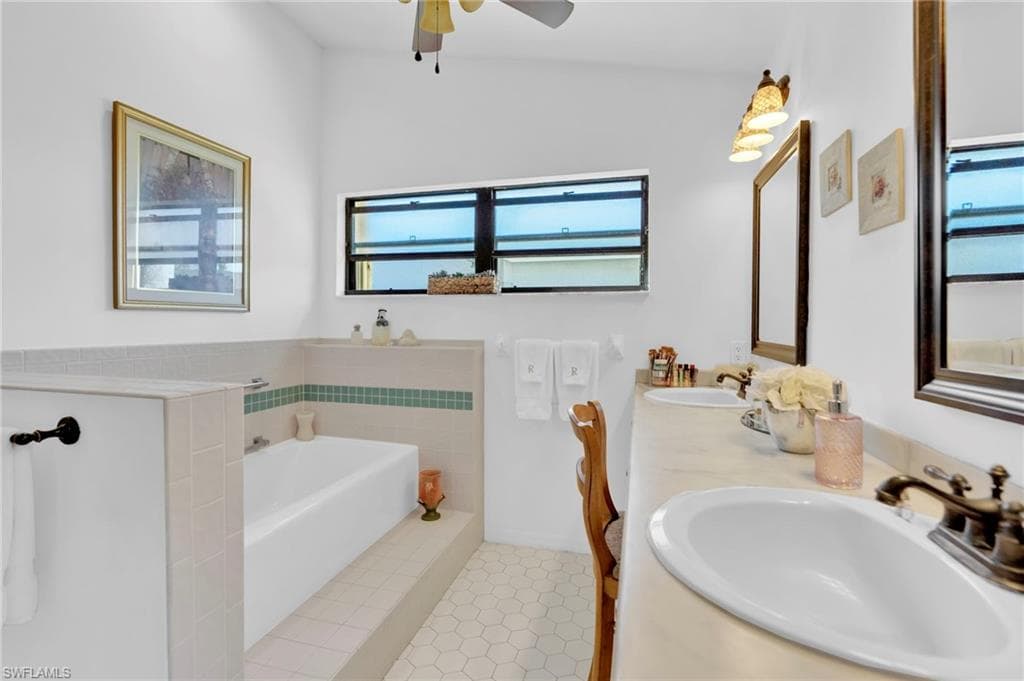 8866 Banyan Cove CIR, FORT MYERS FL 33919-26