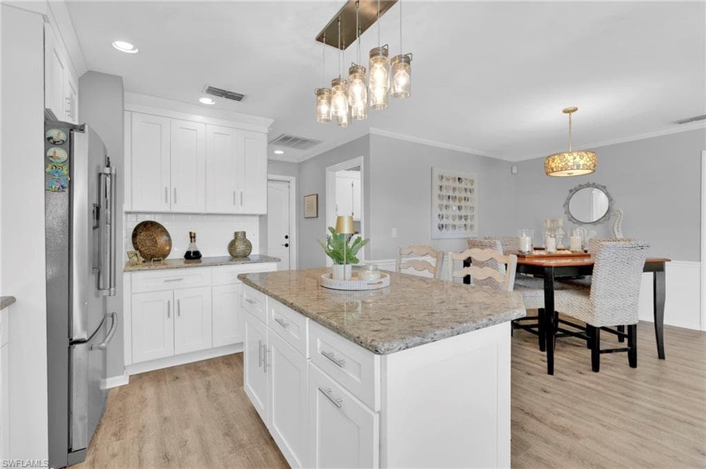 8866 Banyan Cove CIR, FORT MYERS FL 33919-19