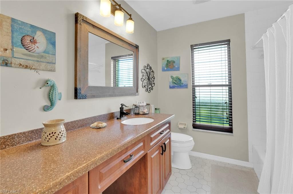 8866 Banyan Cove CIR, FORT MYERS FL 33919-33