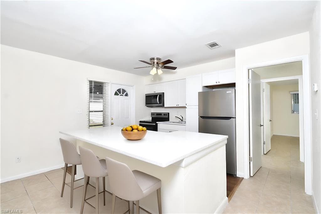 44 Tangelo CT, LEHIGH ACRES FL 33936-3