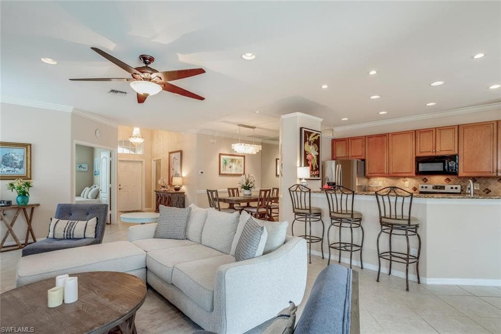 20071 Rookery DR, ESTERO FL 33928-7