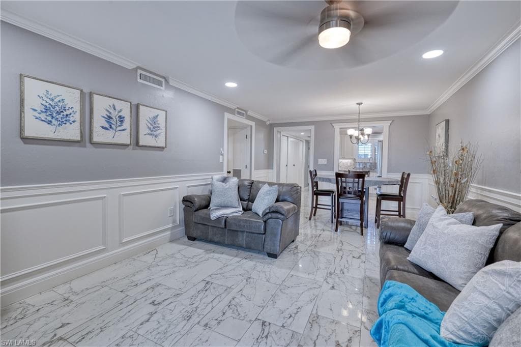 2121 Collier AVE # 412, FORT MYERS FL 33901-11